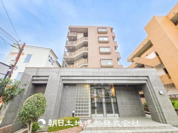 外観 おしゃれな雰囲気や自然の潤い、親しみやすさといった特徴を、街に新たな価値をもたらし続けてくれます。