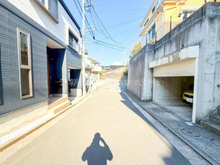 外観 開放感があり日当りも良好です！目の前に広がる開放感とゆとり。暮らしの夢を育む住まいがここにあります！