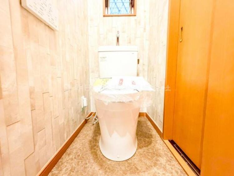 トイレ 【トイレ】ウォシュレット、保温機能付き便座など充実の設備です　お掃除がしやすくストレスフリー！！ 