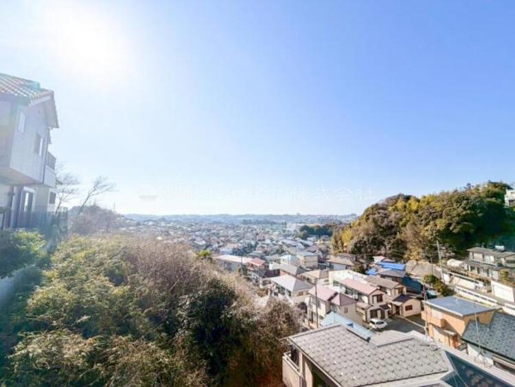 その他 太陽の光と爽やかな風でお洗濯物は気持ちいいです。 