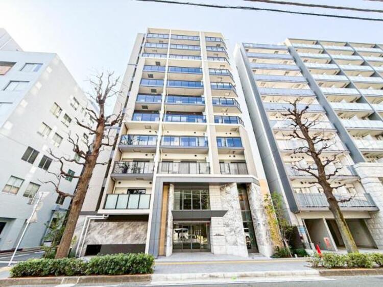 外観 緑に恵まれたエリアで、自然に包まれた穏やかな暮らしを実現！！緑の潤いを感じながらホッと生活できそう。四季の移り変わりを感じられる贅沢な空間で、暮らしの夢を育む、あらたな住生活をスタートしてみませんか？ 