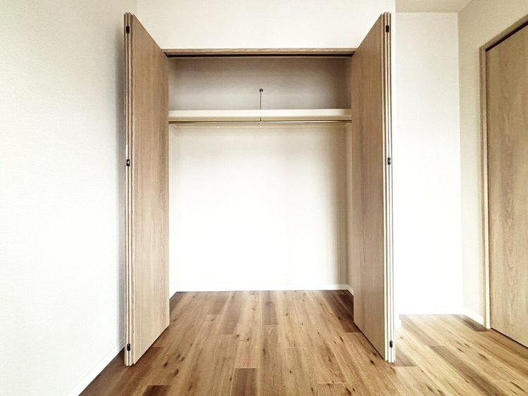 収納 居室にはクローゼットがあり、荷物もスッキリ収納して快適にお過ごしいただけます。