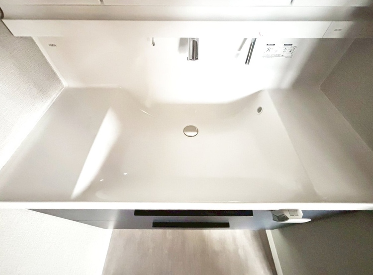 設備 何かと物が増える場所だからこそ、スッキリと見映えの良い空間に。