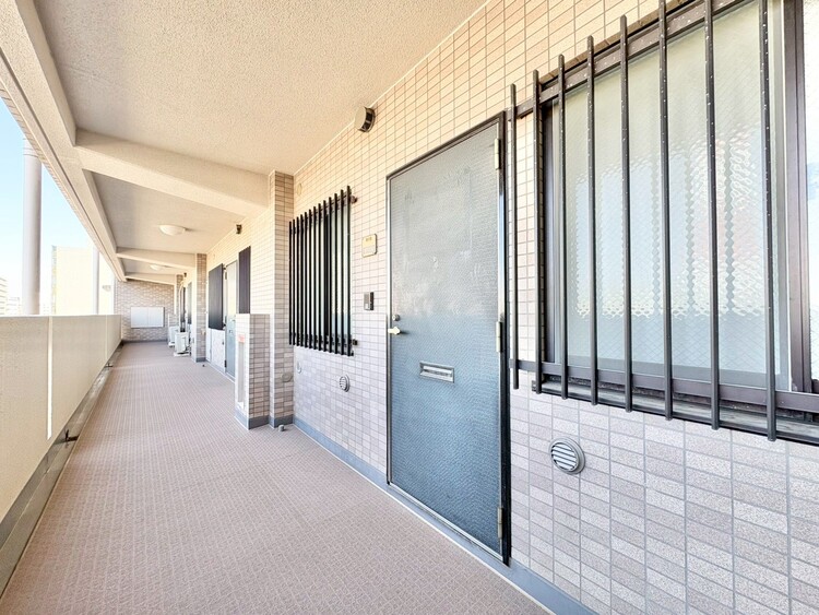 玄関 玄関を開ければ、そこは安らぎのご自宅。