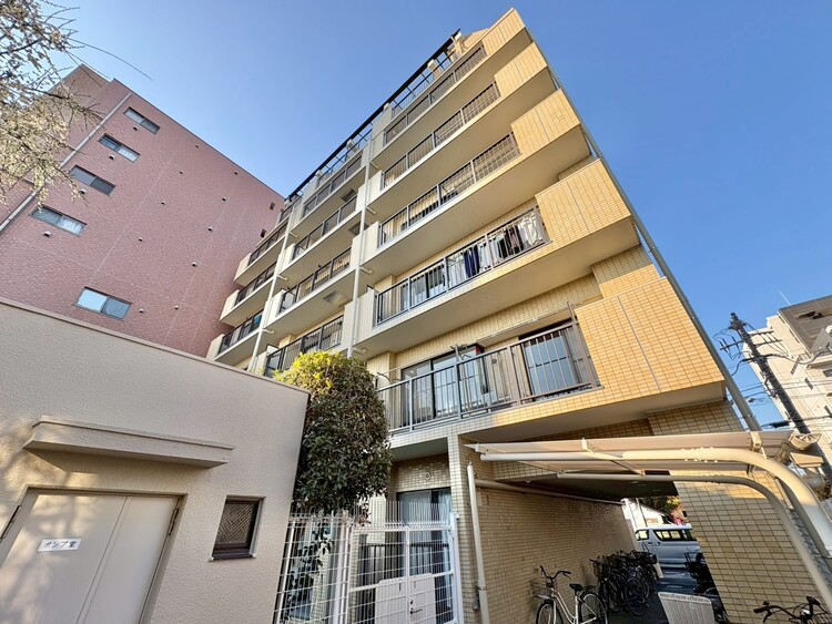 外観 ライフプランニングからローンまで、一貫してご説明させていただきます。お気軽にお問い合わせくださいませ。