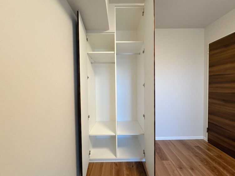 収納 居室にはクローゼットがあり、荷物もスッキリ収納して快適にお過ごしいただけます。
