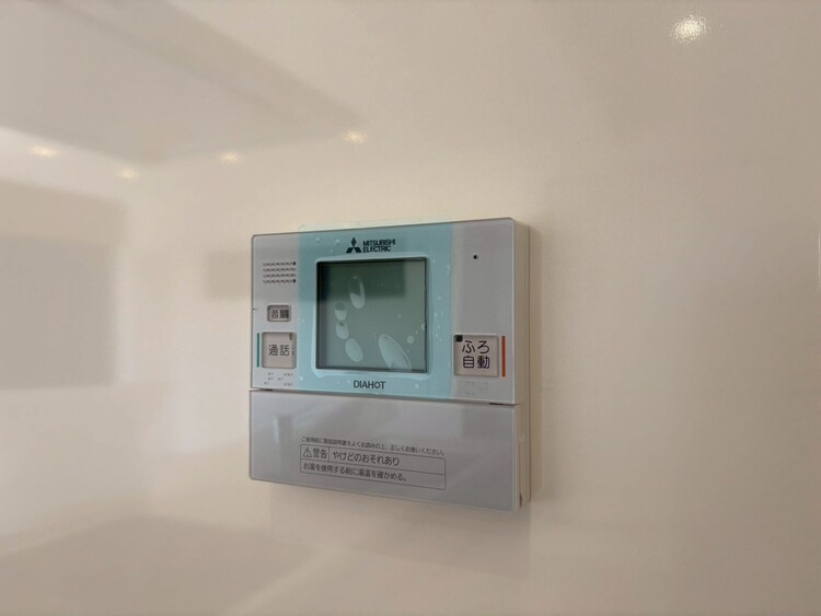 設備 見やすい画面で操作しやすい給湯パネルです。