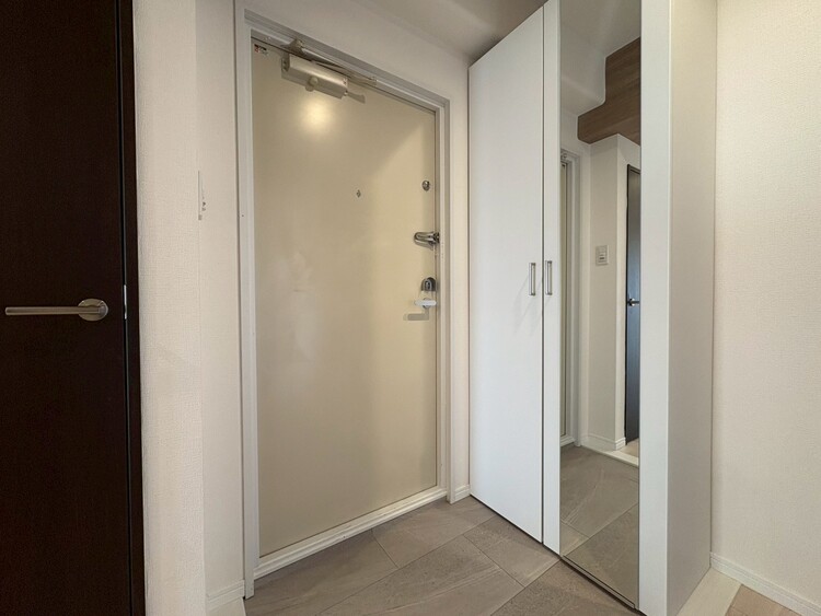 玄関 シューズボックスを完備した玄関です。