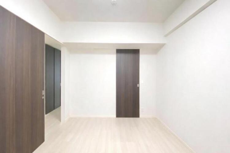 内装 独立性を高めたお部屋。たっぷりの収納も配備しており、片付いた空間を現実出来そう。（CG家具消し済み）