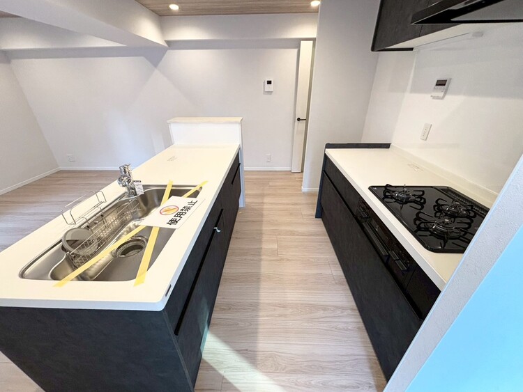 その他 開放感のあるキッチンスペース。調理をしながら、会話も弾みそうですね。