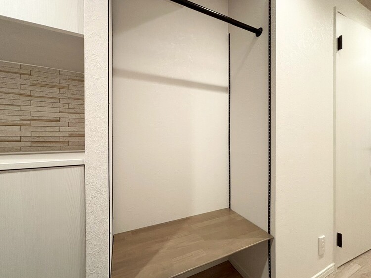 その他 収納スペースが付いていて、お部屋を広く使っていただけます。