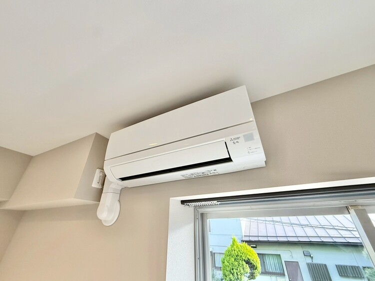 その他 エアコンがついています。