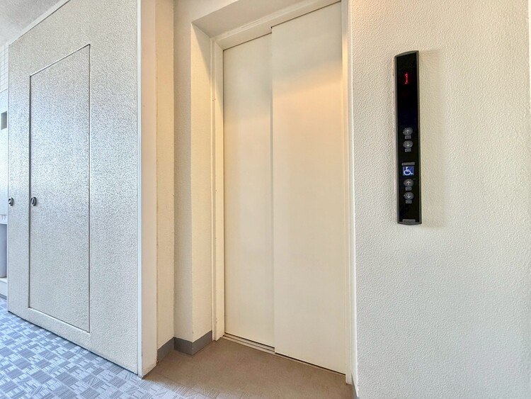 その他 エレベーター完備のため荷物が多くなっても安心。