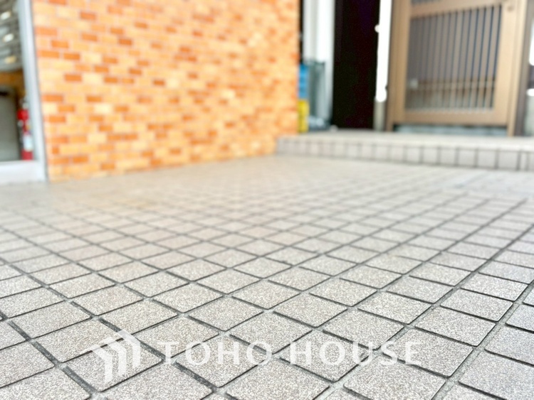 外観 【APPEARANCE】◆陽光◆が差し込む。この開放的な空間に家族の笑顔が集う。家族が一緒に過ごす空間は明るく、そして居心地よく。