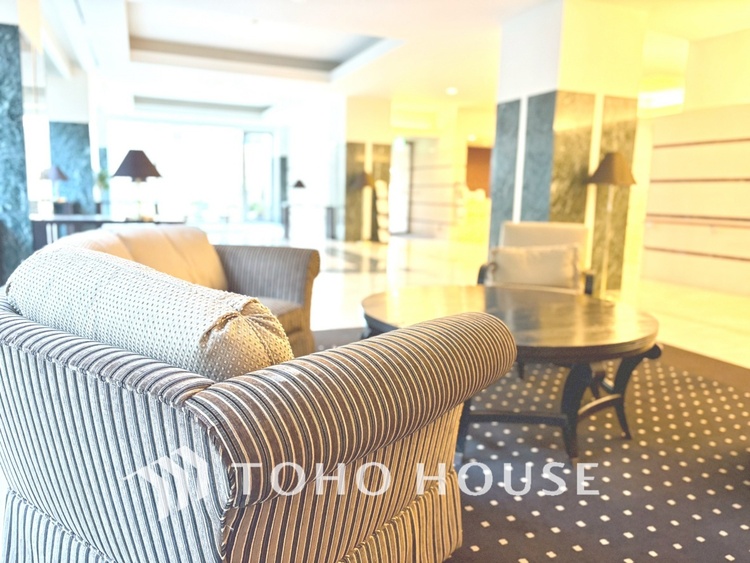 その他 【ENTRANCE】◆そびえ立つ◆我が家のシンボル。遠くの空が赤く染まる夕べが待ち遠しい。