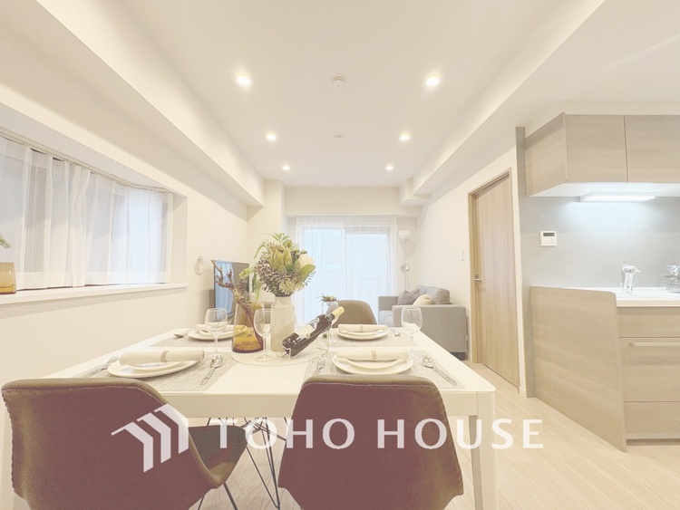 内装 【LIVING】◆Sunshine◆光が燦々と入り、いるだけで気持ちいい。「開放的でゆとりあるお部屋です。」