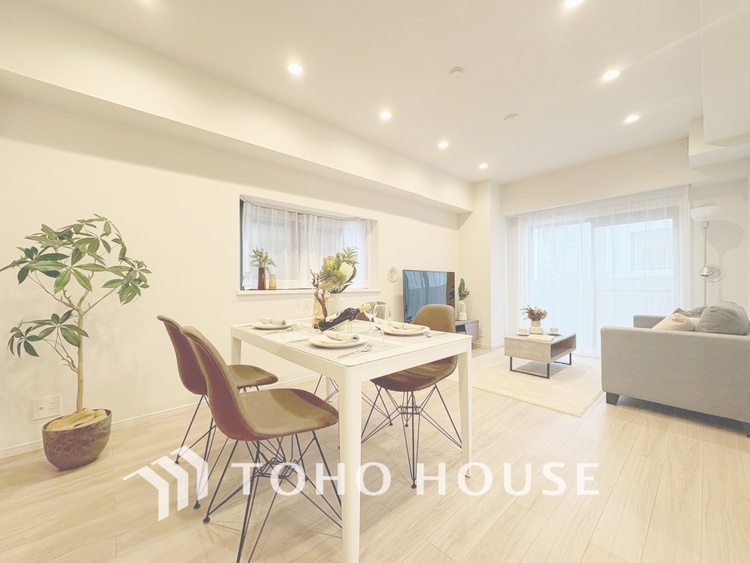 内装 【LIVING】◆simple is best◆無駄のない綺麗なつくりのリビングルームであなただけの暮らしを。