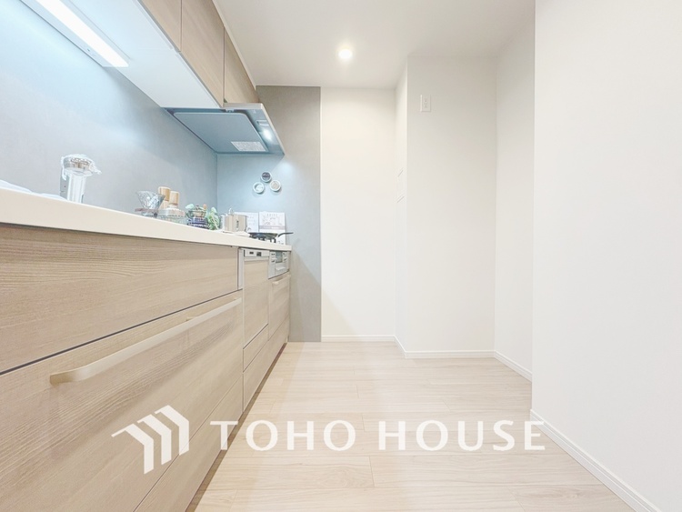 キッチン 【KITCHEN】◆Happy◆愛情たっぷりのお料理で家族にHappyを。システムキッチンがあなたをサポートしてくれます。