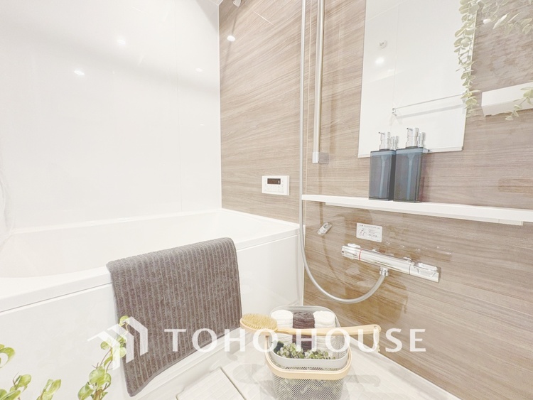 風呂 【BATHROOM】◆プライベートな空間◆simpleだからrelaxできるんです。こころもからだもキレイさっぱり。