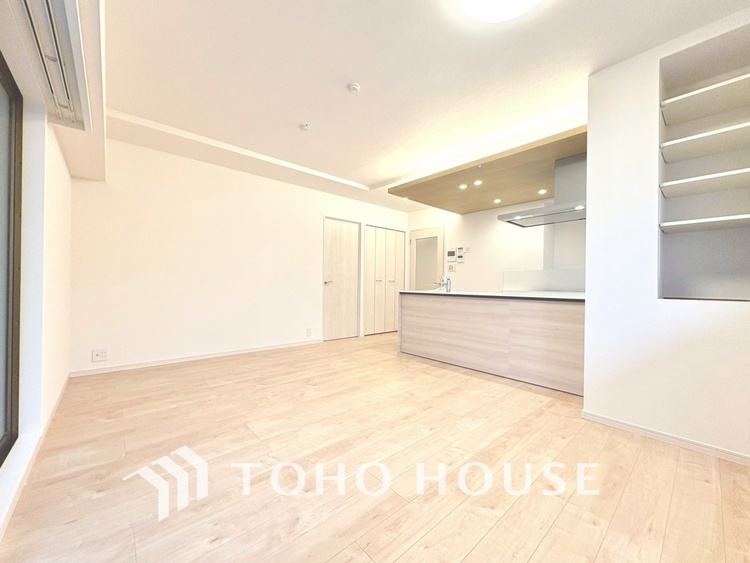 内装 【LIVING】◆家族◆愛する家族を一目で見渡せる。家族が集う空間。永遠に続く幸せな毎日を、ここで。