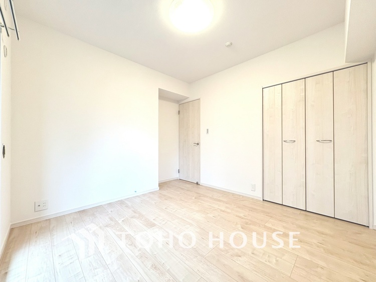 内装 【PRIVATE ROOM】◆快適◆な暮らしに不可欠な収納スペース。快適さとともに思い出も詰まっていく。