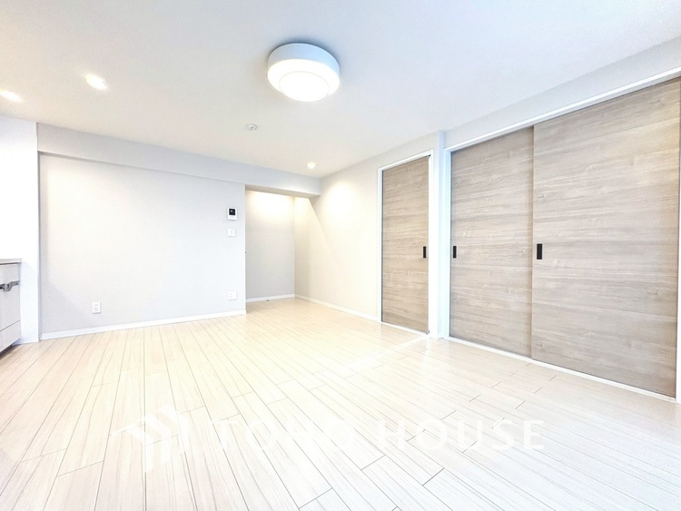 内装 【LIVING】◆simple is best◆無駄のない綺麗なつくりのリビングルームであなただけの暮らしを。