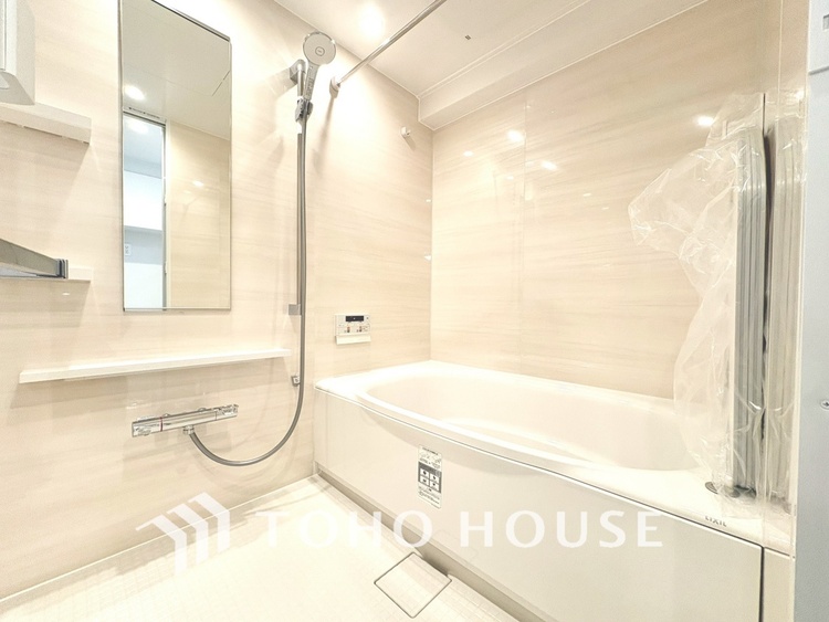 風呂 【BATHROOM】◆プライベートな空間◆simpleだからrelaxできるんです。こころもからだもキレイさっぱり。