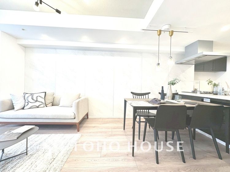 内装 【LIVING】◆家族◆愛する家族を一目で見渡せる。家族が集う空間。永遠に続く幸せな毎日を、ここで。