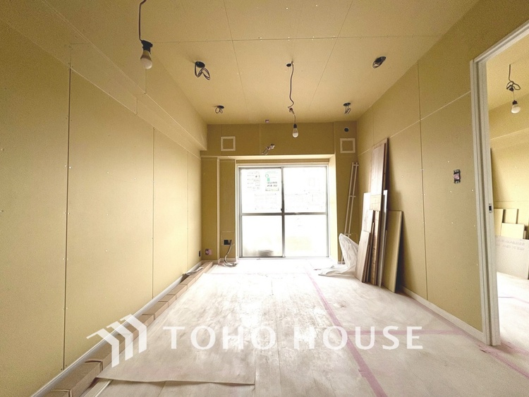 内装 現在改装中◆煌びやか◆愛おしい家族との団欒の時間をより一層幸せなものに感じさせる煌びやかなLDK。輝かしい毎日が待っています。