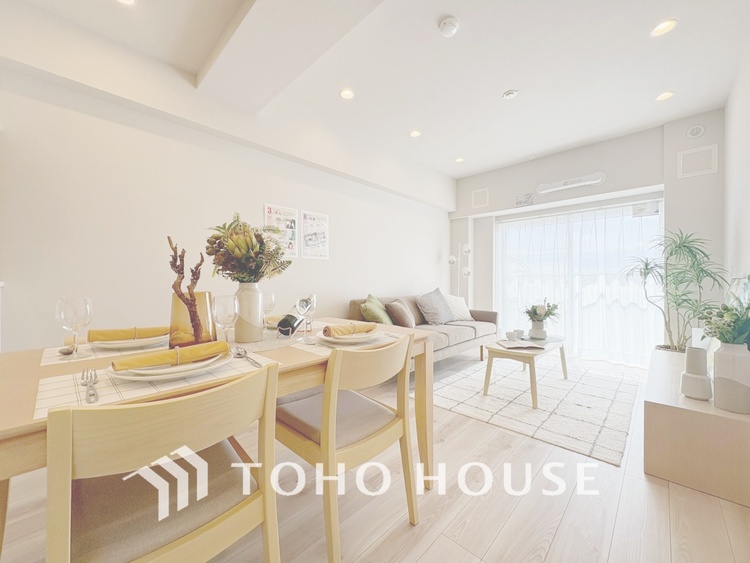 内装 【LIVING】◆simple is best◆無駄のない綺麗なつくりのリビングルームであなただけの暮らしを。