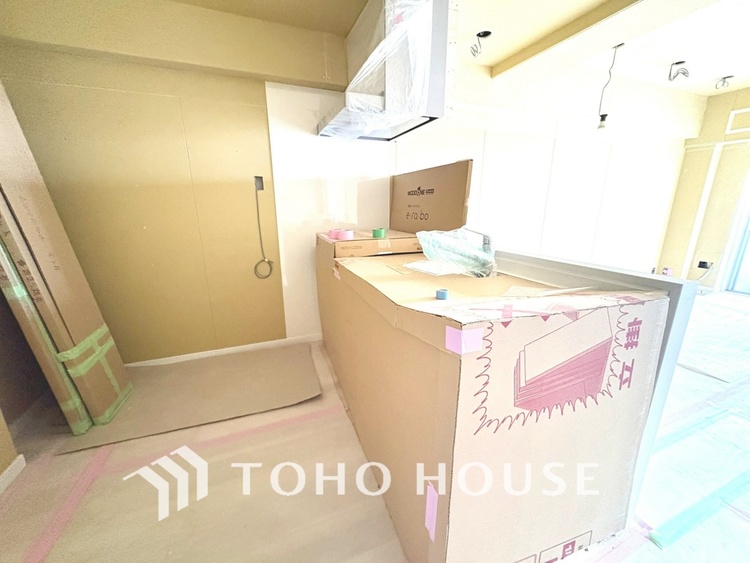 キッチン 現在改装中◆家族のおはよう◆の声を笑顔で迎えてあげられるシステムキッチン。朝ごはんが楽しみでちょっと早起きしたくなるんです。