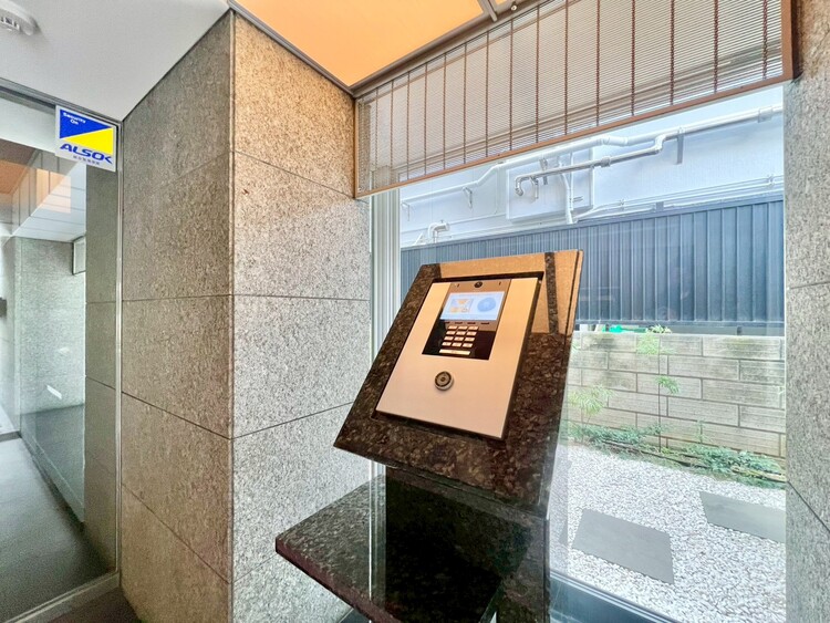 その他 オートロックついていますので、セキュリティ面でも安心です。