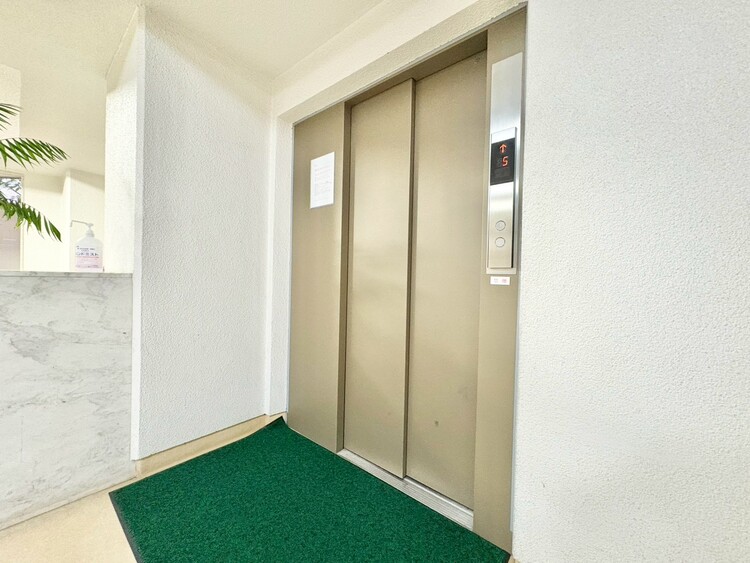 その他 エレベーター完備のため荷物が多くなっても安心。