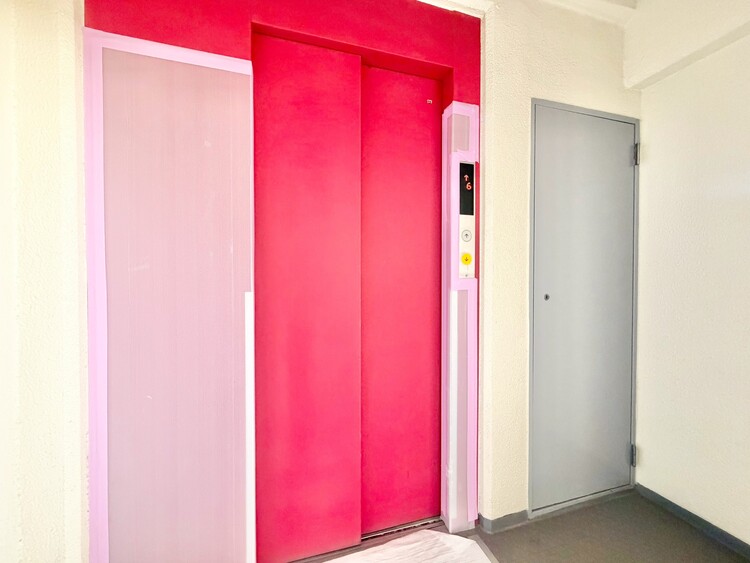 その他 エレベーター完備のため荷物が多くなっても安心。