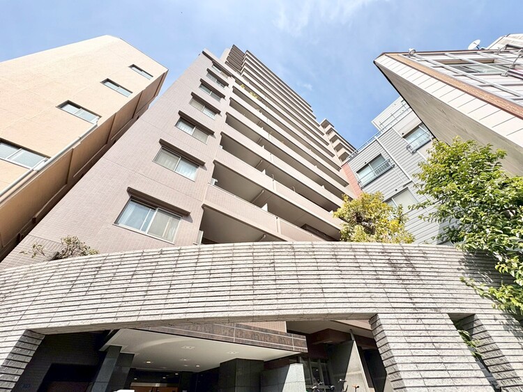 その他 飽きのこないシンプルモダンな外観です。