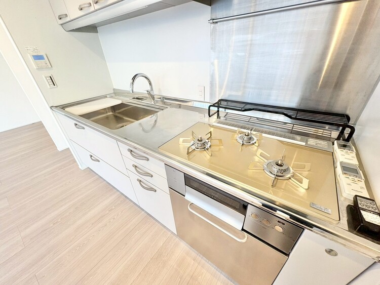 その他 使いやすくスタイリッシュなキッチン空間になっております。
