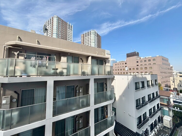 その他 誰が来てもわかる様にモニター付きインターホンを設置。