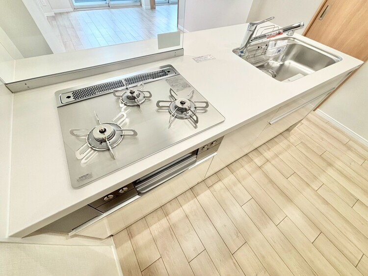 その他 開放感のあるキッチンスペース。調理をしながら、会話も弾みそうですね。