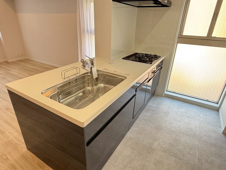 その他 開放感のあるキッチンスペース。調理をしながら、会話も弾みそうですね。