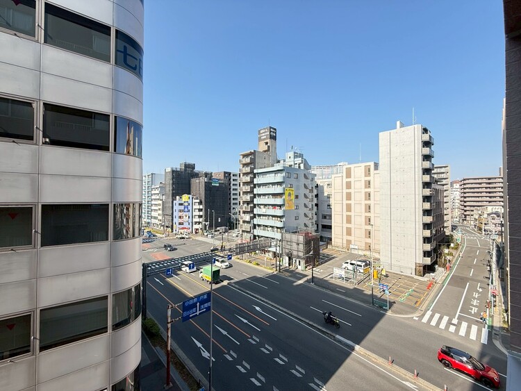 その他 眺望や窓からの景色が良いと、家で過ごす時間も快適です。