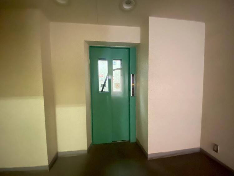 その他 エレベーター完備のため荷物が多くなっても安心。