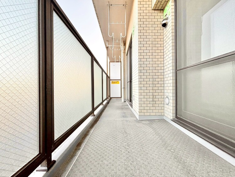 その他 朝の澄んだ空気や、夕方に吹く清々しい風を感じられるバルコニー。