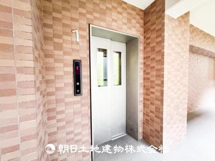 その他 【エレベーター】エレベーターもあり荷物の搬入にも便利な設備です。