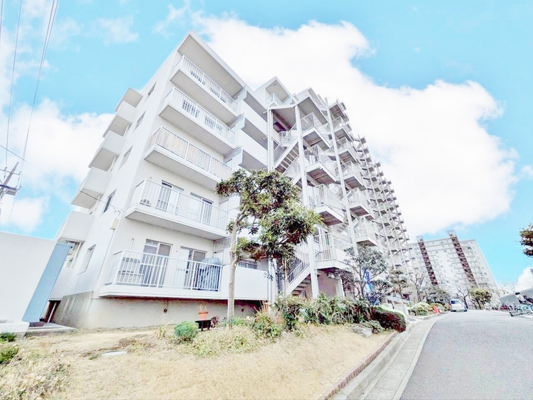 外観 資料には掲載していない情報が、現地にはたくさんあります。是非一度、現地をご確認ください。