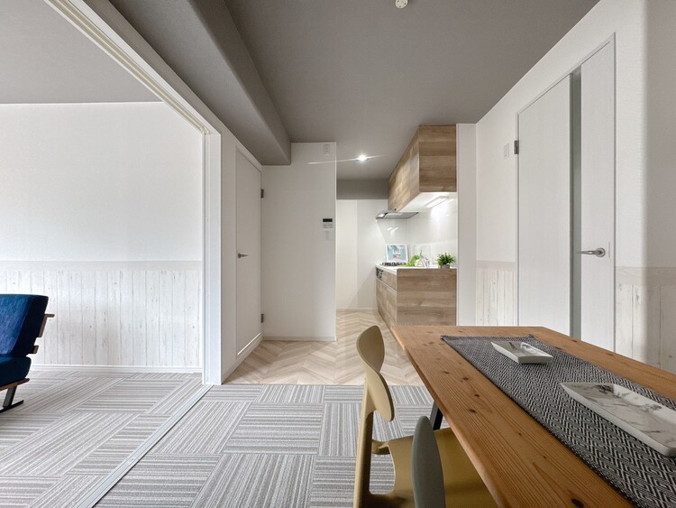 居間 過ごす時間が、たくさんの思い出として紡がれていく場所。