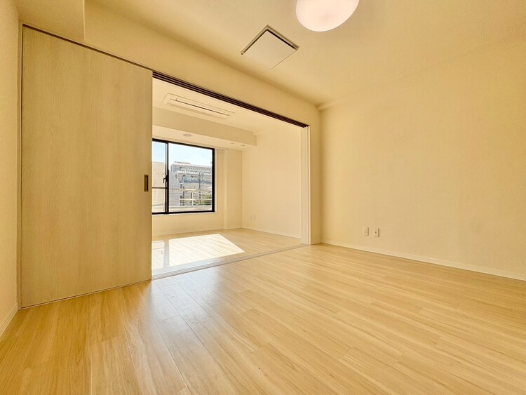 居間 豊かな居住性と、安心感を満たすクオリティが見事に調和した住空間。