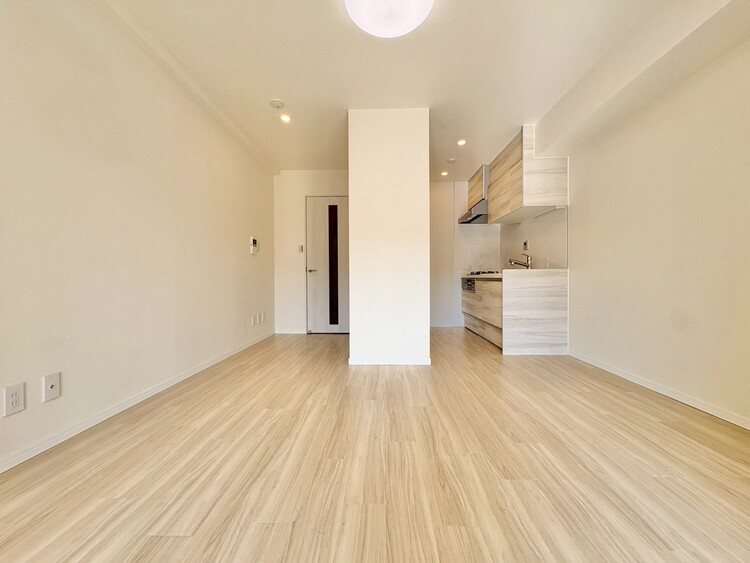 居間 快適に過ごす毎日を求めて、暮らしの中でご自身の「マイホーム」に創り上げてください。