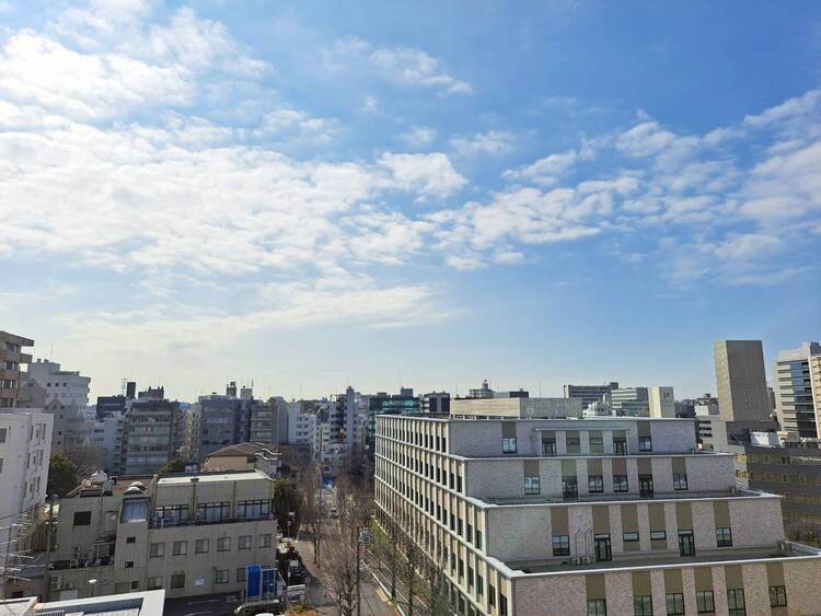 その他 眺望や窓からの景色が良いと、家で過ごす時間も快適です。