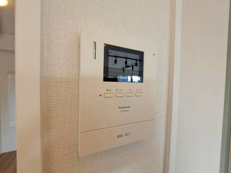 その他 誰が来てもわかる様にモニター付きインターホンを設置。