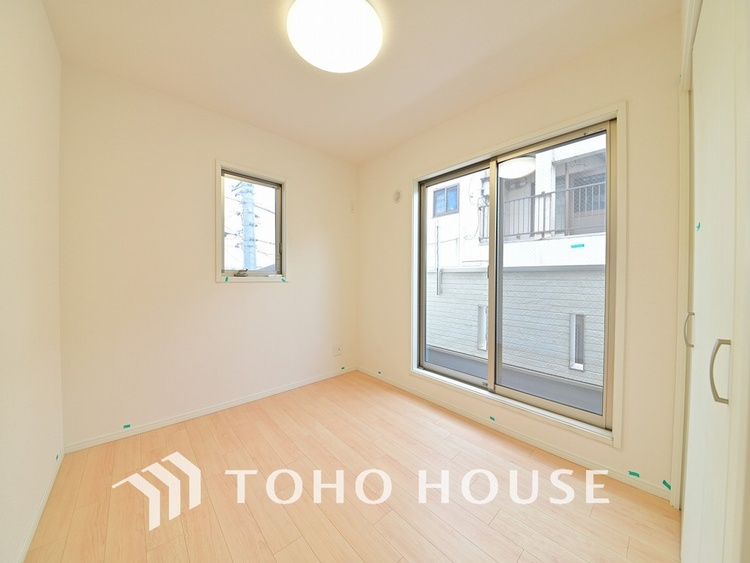 内装 シンプルですっきりとした室内は飽きのこない居心地の良い雰囲気です